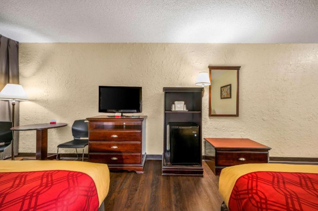 Econo Lodge Corinth Exteriér fotografie