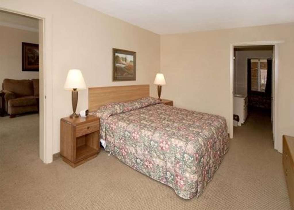 Econo Lodge Corinth Pokoj fotografie